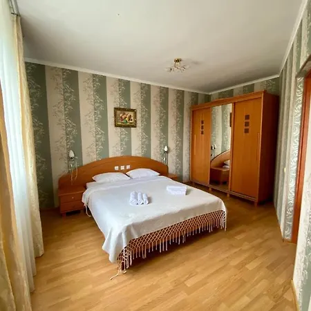 Hotel мозола *